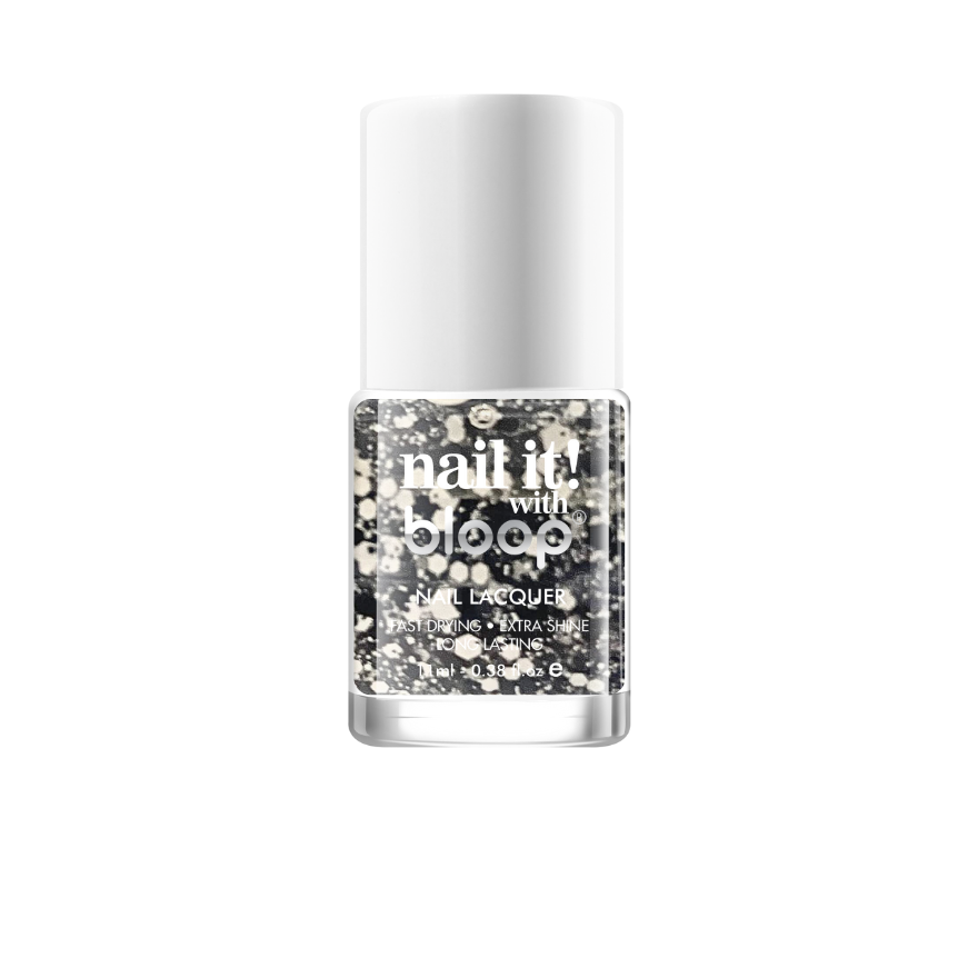 N902S Monochrome Chic